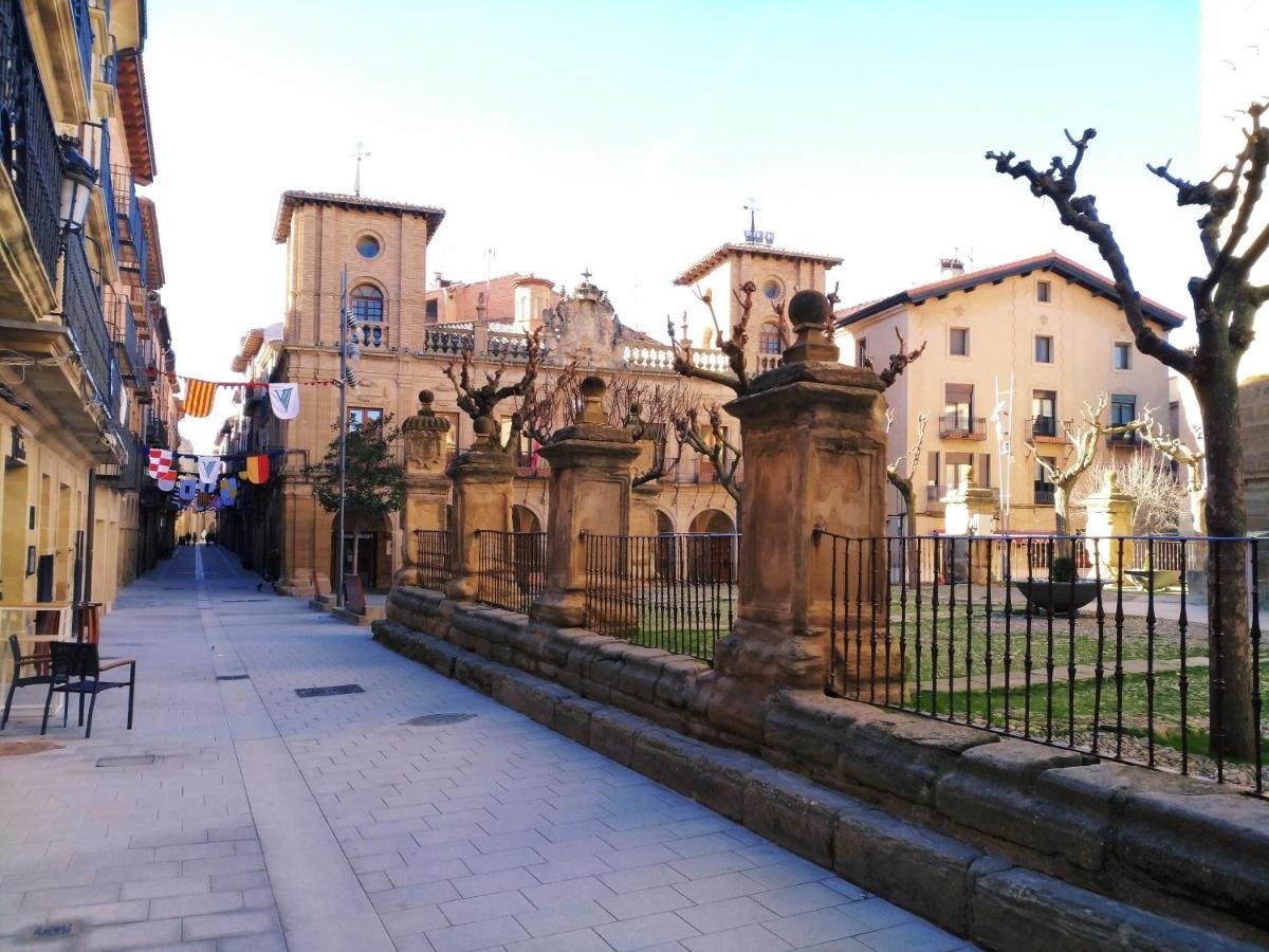 Jardines De Viana Vendégház Viana  Kültér fotó